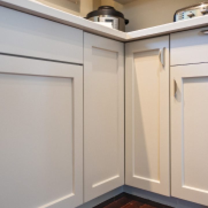 new door handle installation by Alba premium painters Kamloops